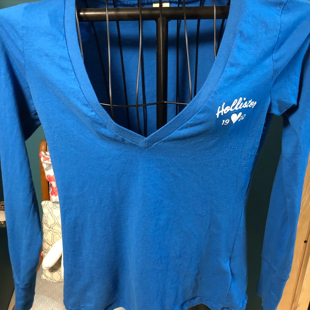 Hollister shirt